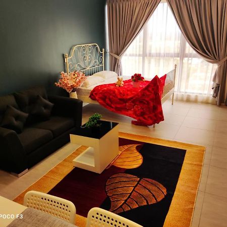 Cozy Studio Unit,Cyberjaya,Wifi, Netflix,Free Parking Экстерьер фото