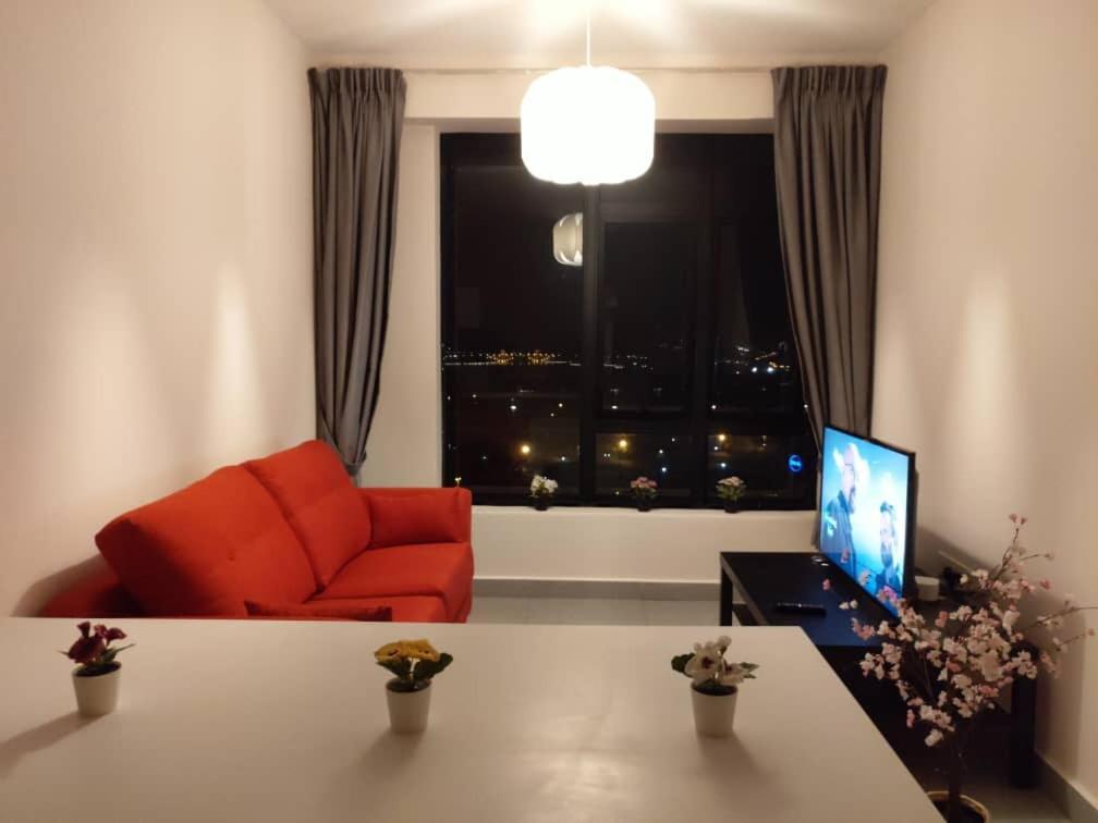 Cozy Studio Unit,Cyberjaya,Wifi, Netflix,Free Parking Экстерьер фото
