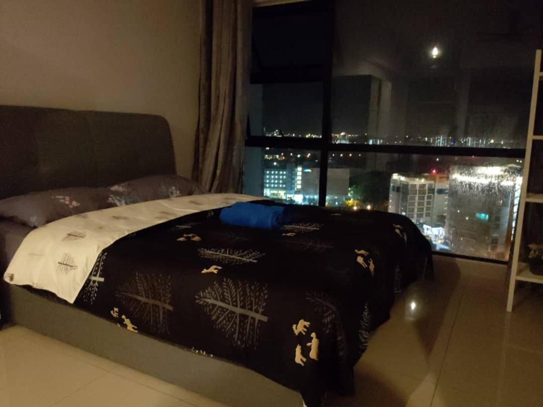 Cozy Studio Unit,Cyberjaya,Wifi, Netflix,Free Parking Экстерьер фото