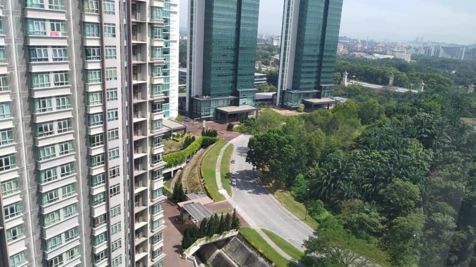 Cozy Studio Unit,Cyberjaya,Wifi, Netflix,Free Parking Экстерьер фото