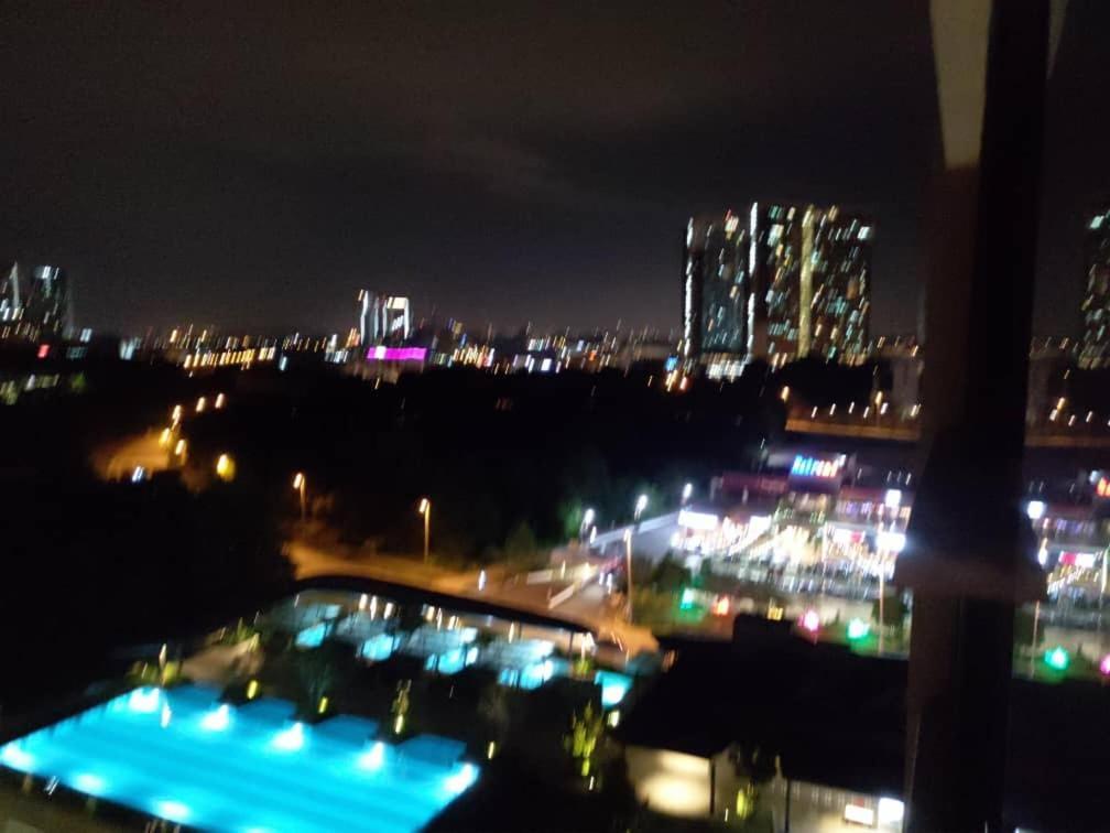 Cozy Studio Unit,Cyberjaya,Wifi, Netflix,Free Parking Экстерьер фото