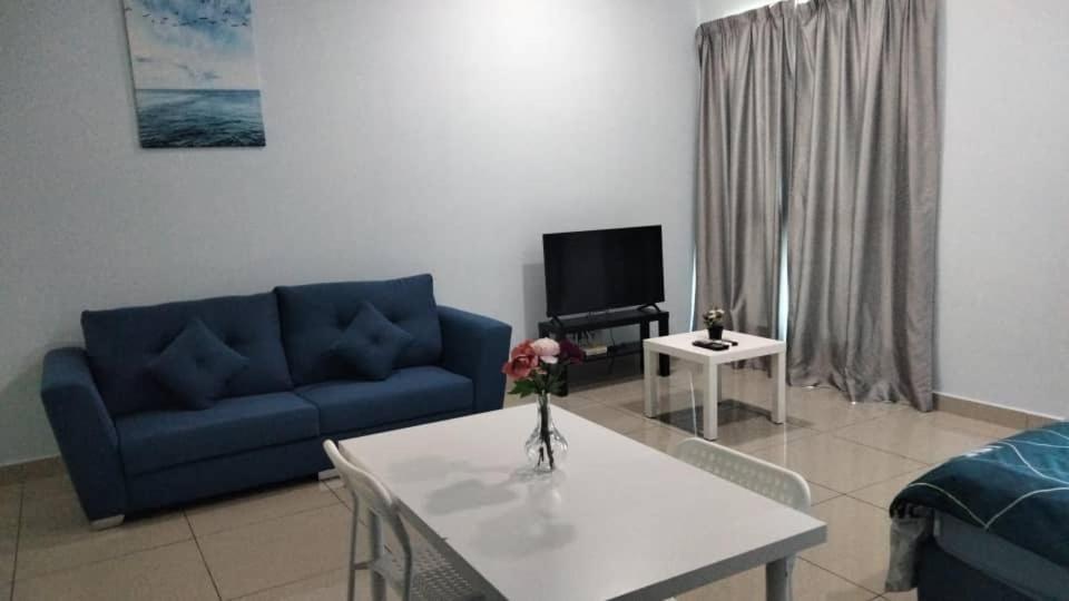 Cozy Studio Unit,Cyberjaya,Wifi, Netflix,Free Parking Экстерьер фото