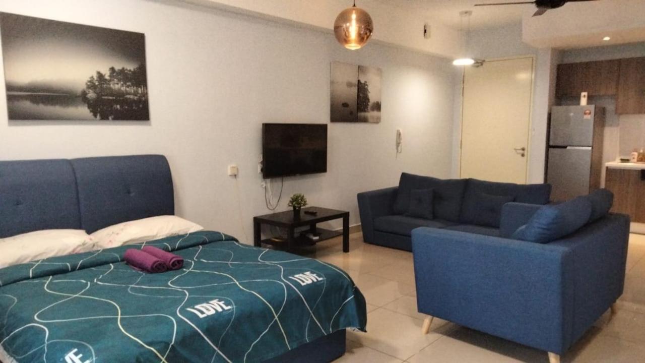 Cozy Studio Unit,Cyberjaya,Wifi, Netflix,Free Parking Экстерьер фото