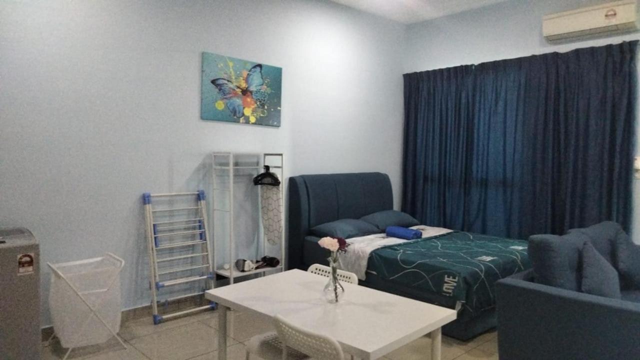 Cozy Studio Unit,Cyberjaya,Wifi, Netflix,Free Parking Экстерьер фото