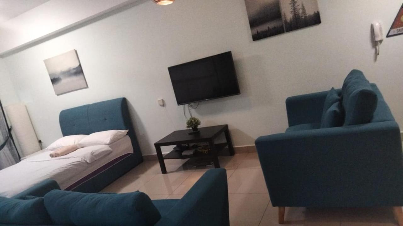 Cozy Studio Unit,Cyberjaya,Wifi, Netflix,Free Parking Экстерьер фото