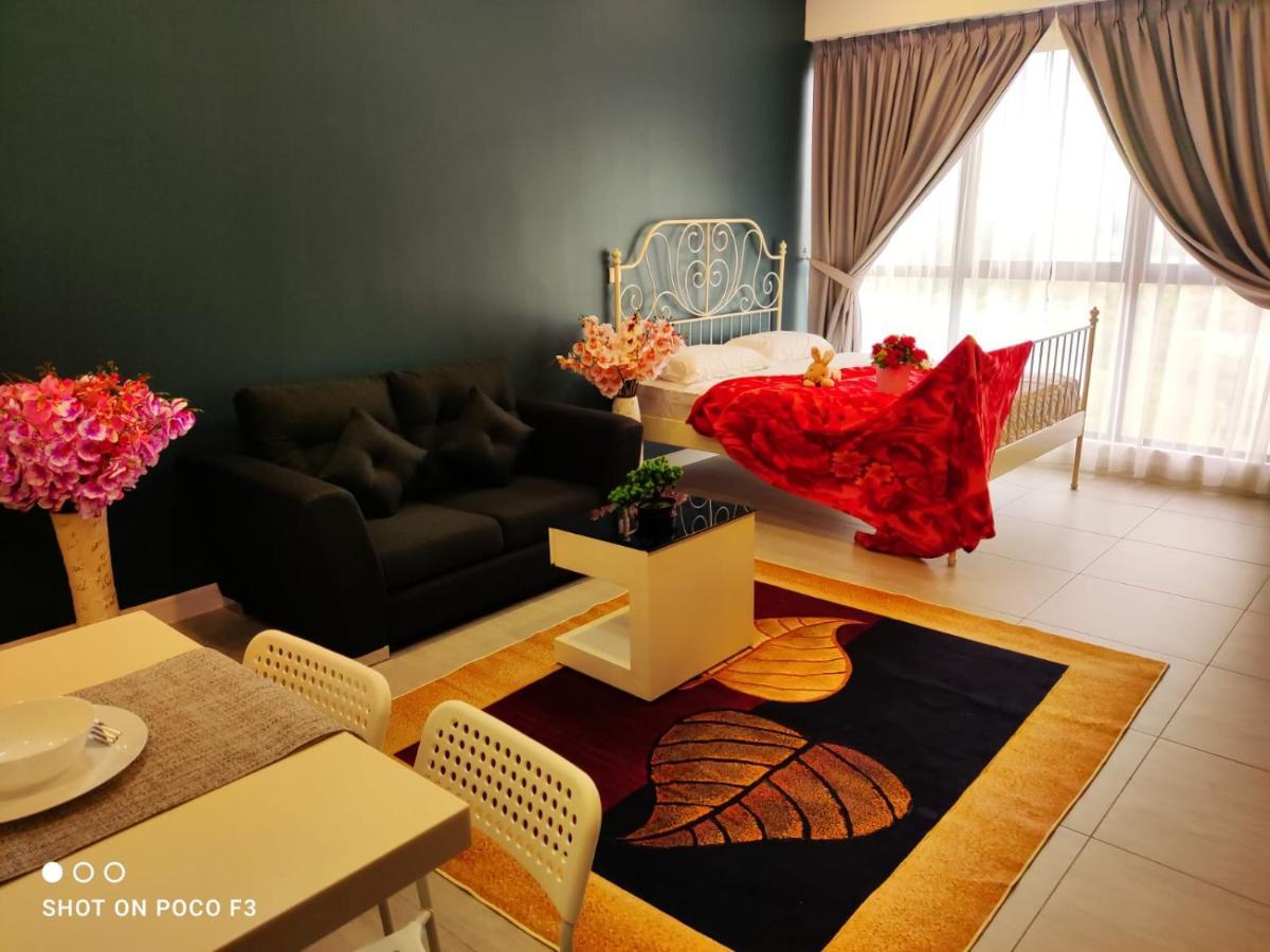 Cozy Studio Unit,Cyberjaya,Wifi, Netflix,Free Parking Экстерьер фото
